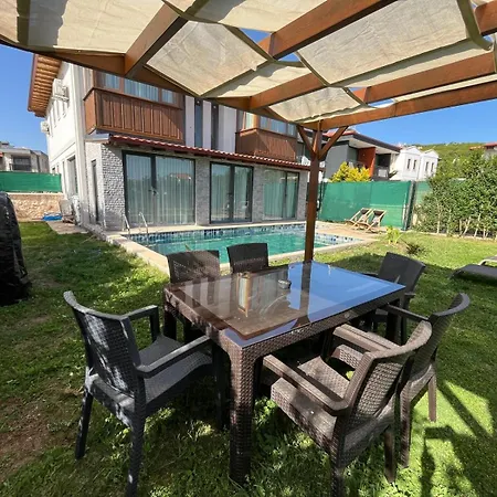 Derya Agullu 5 * Kas